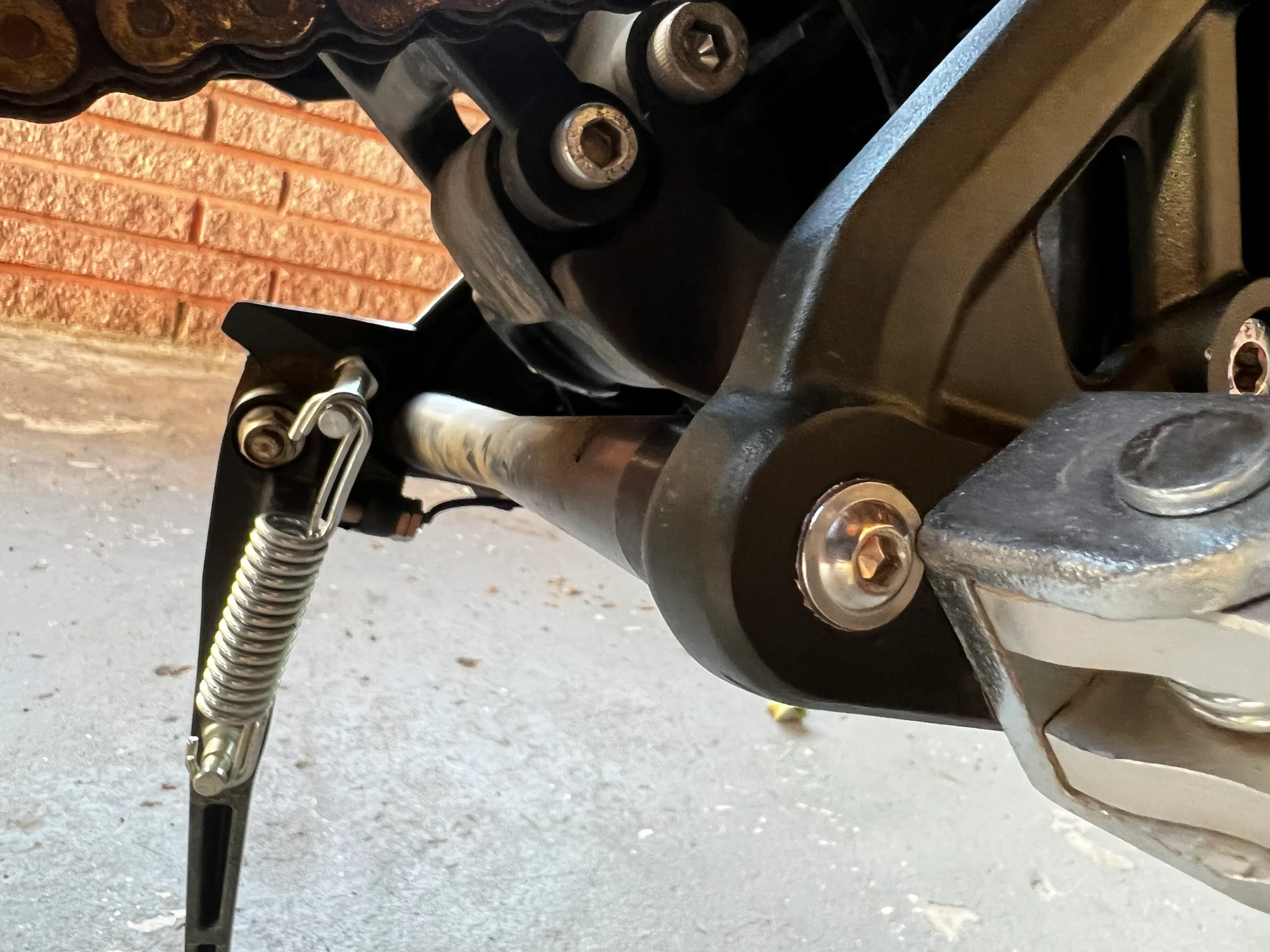 GritShift Talaria Sting Footpeg Support Brace (V2 Frame) - Image 5